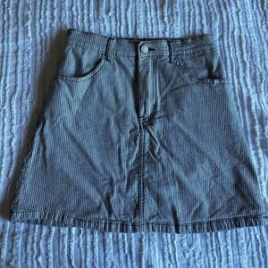Beandy Melville Blue Striped Skirt, Size Small